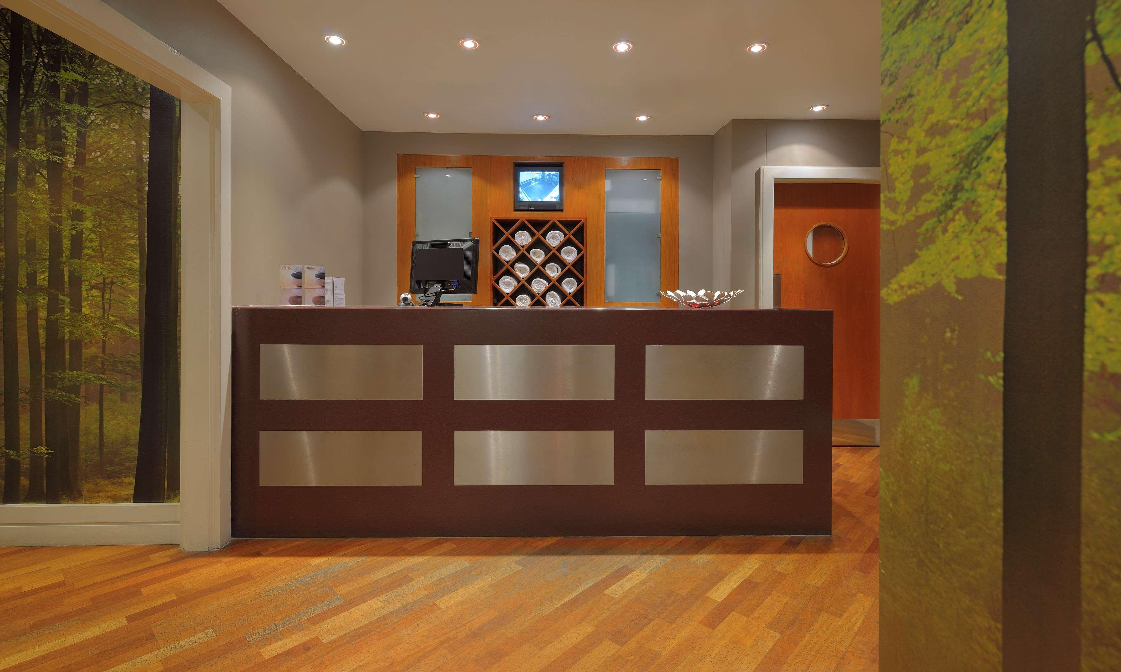 Hotel Radisson Blu Hotel, 4*